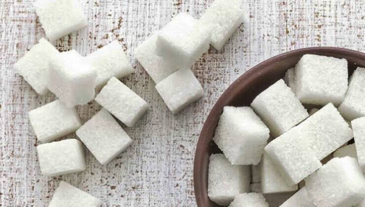 4 ay önce fiyatı 265 tl olan 50 kilo şeker hafta sonu 710 tl’ye kadar yükseldi !