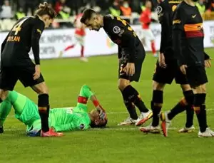 Galatasaray’dan Açıklama… Fernando Muslera’dan Kötü Haber !