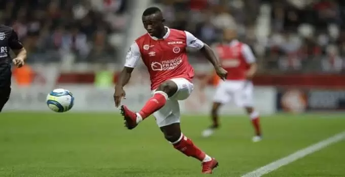 Fenerbahçe Aradığı Sol Beki Buldu